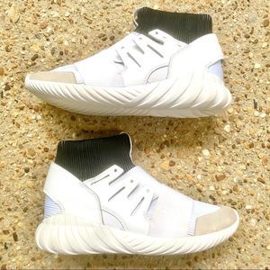 Men’s Adidas Tubular Doom Ying Yang White Sneakers 9